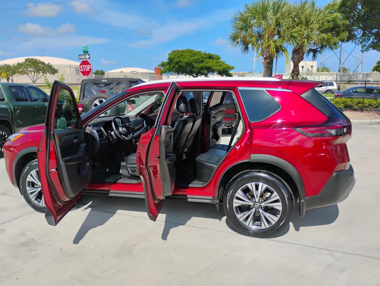 Nissan Rogue SV 2023