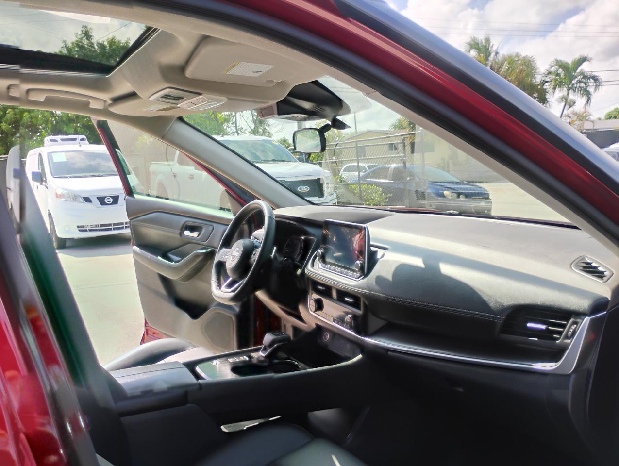 Nissan Rogue SV 2023