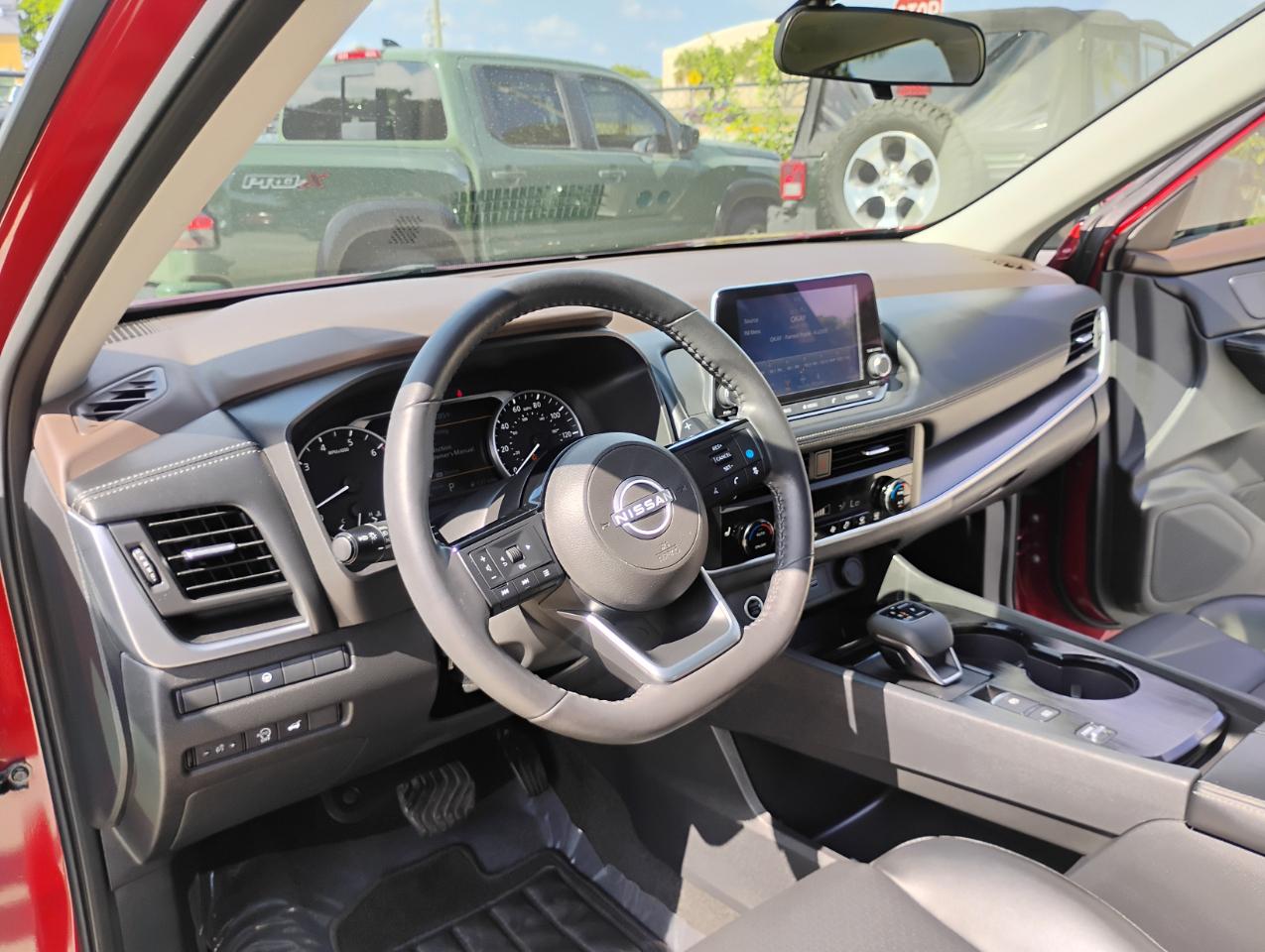 Nissan Rogue SV 2023