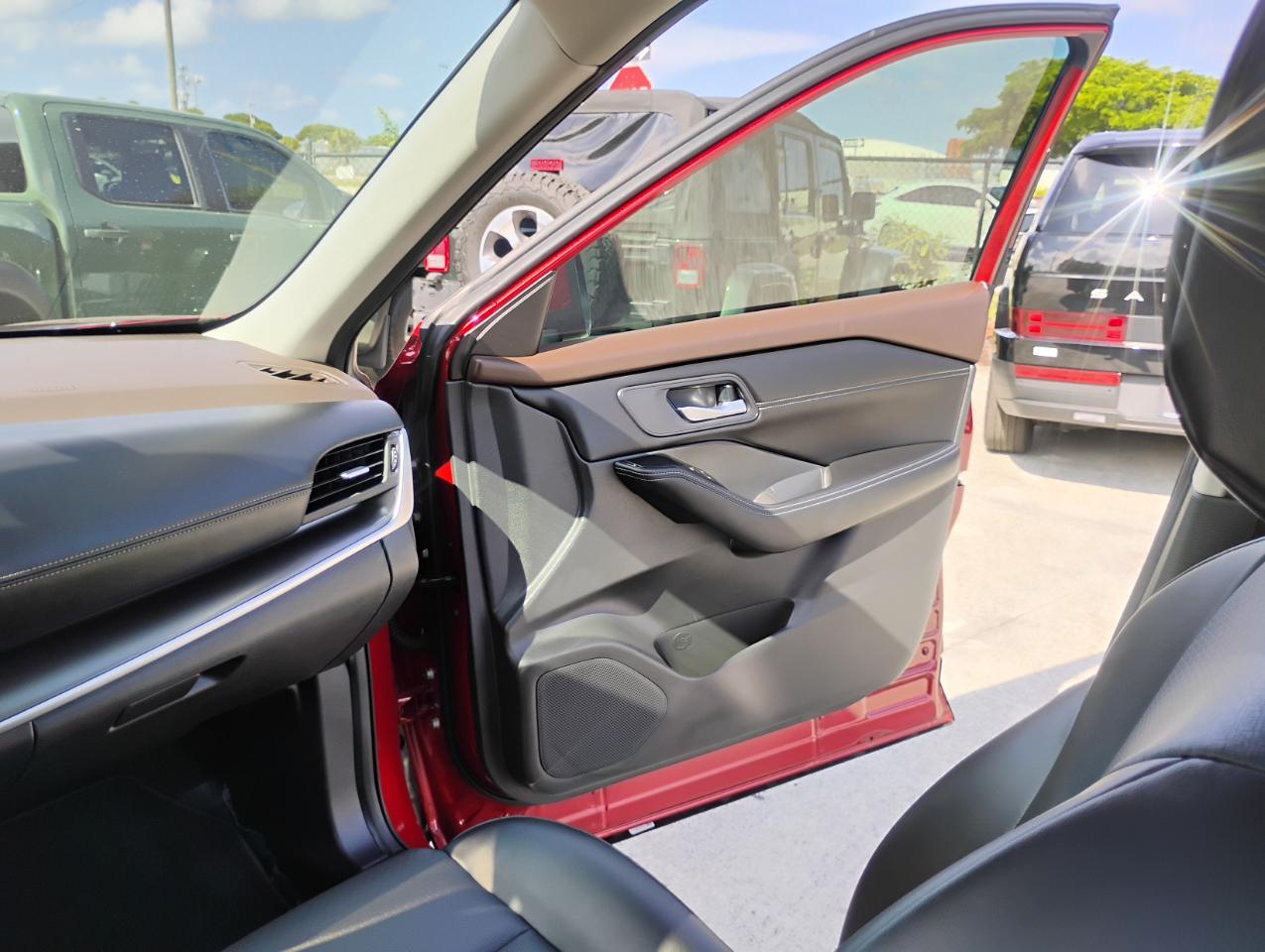 Nissan Rogue SV 2023