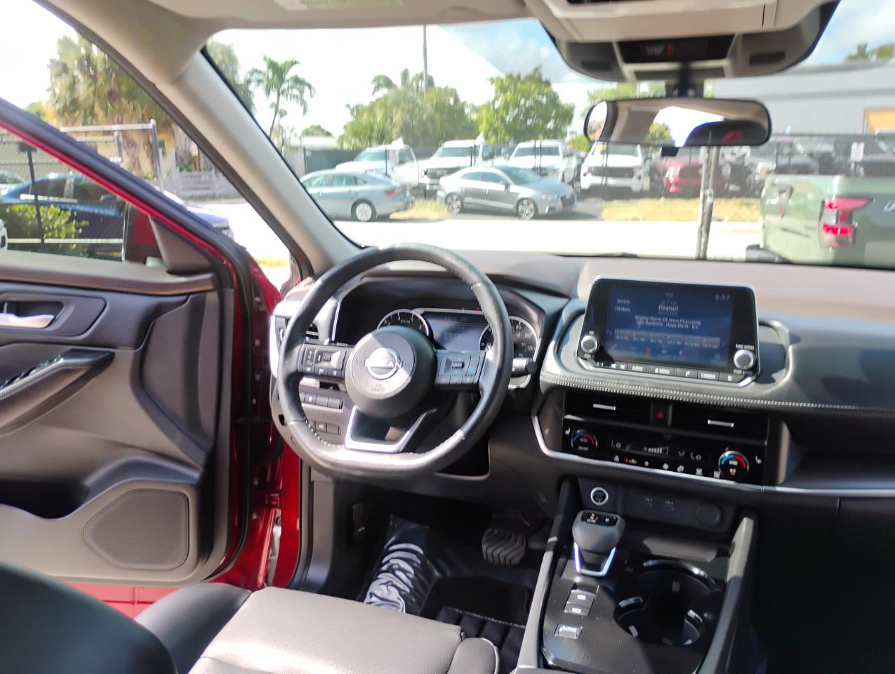 Nissan Rogue SV 2023