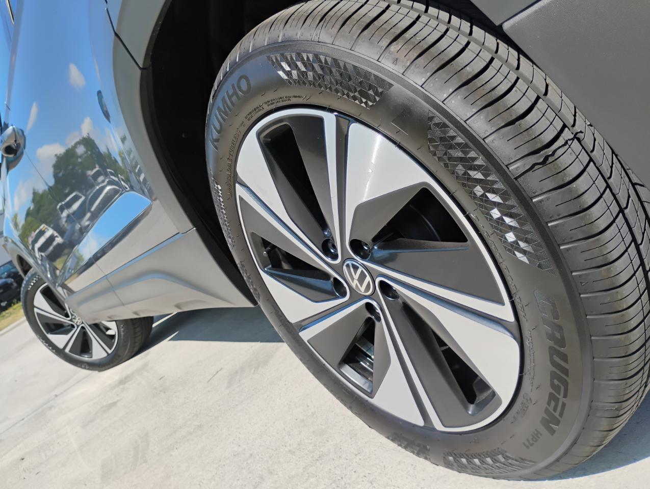 Volkswagen Taos SE 4Motion 2025