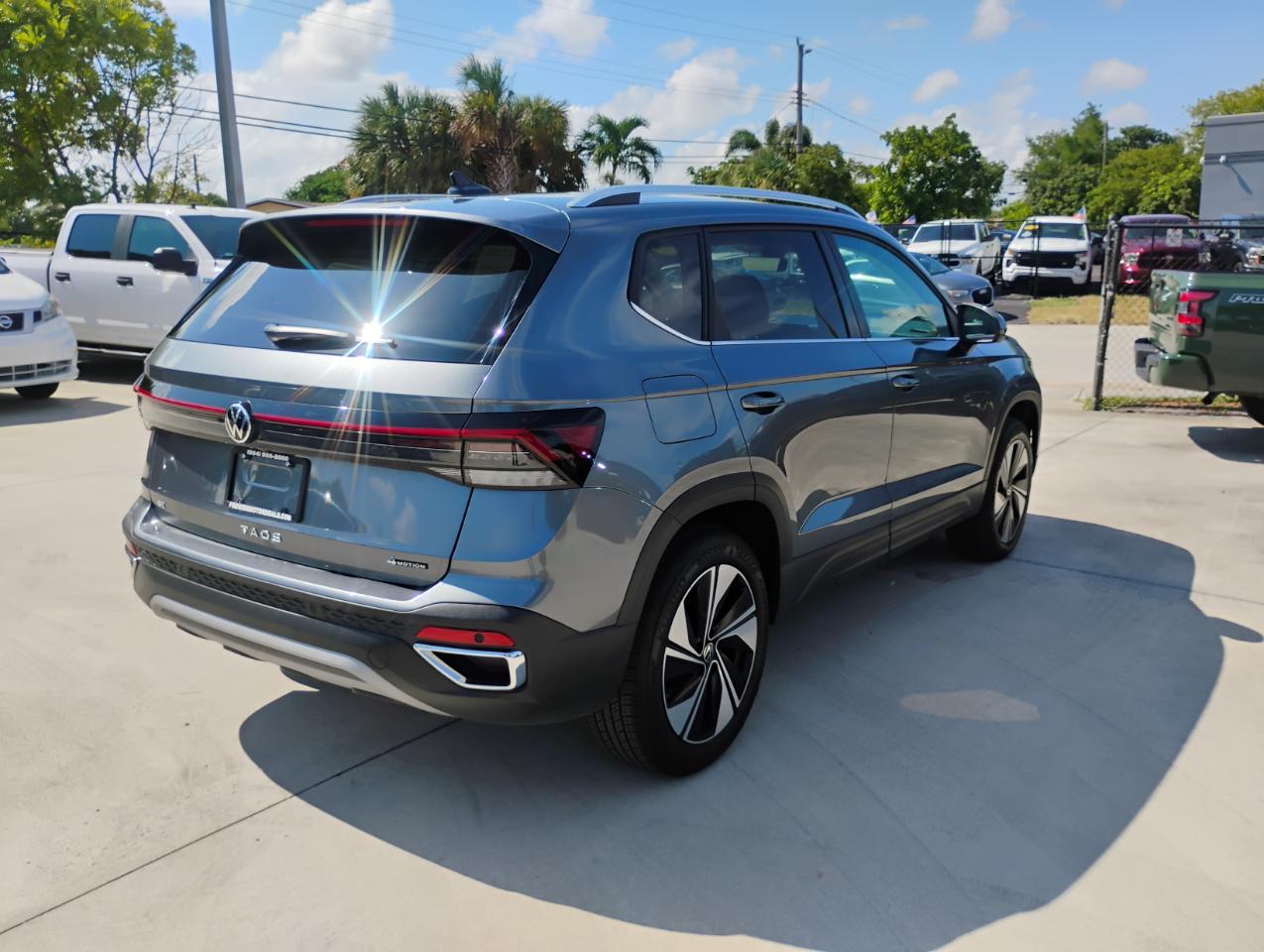 Volkswagen Taos SE 4Motion 2025