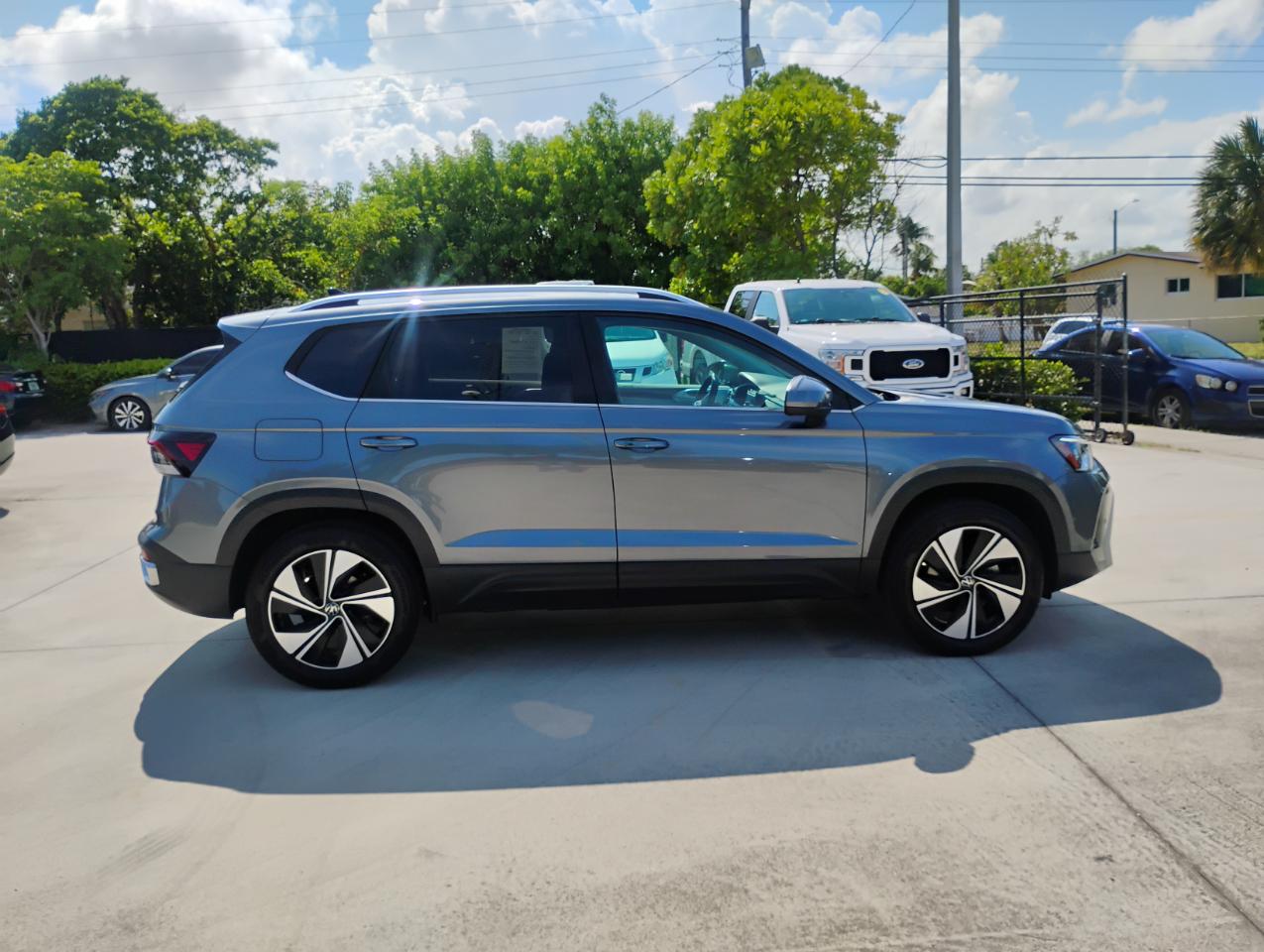 Volkswagen Taos SE 4Motion 2025