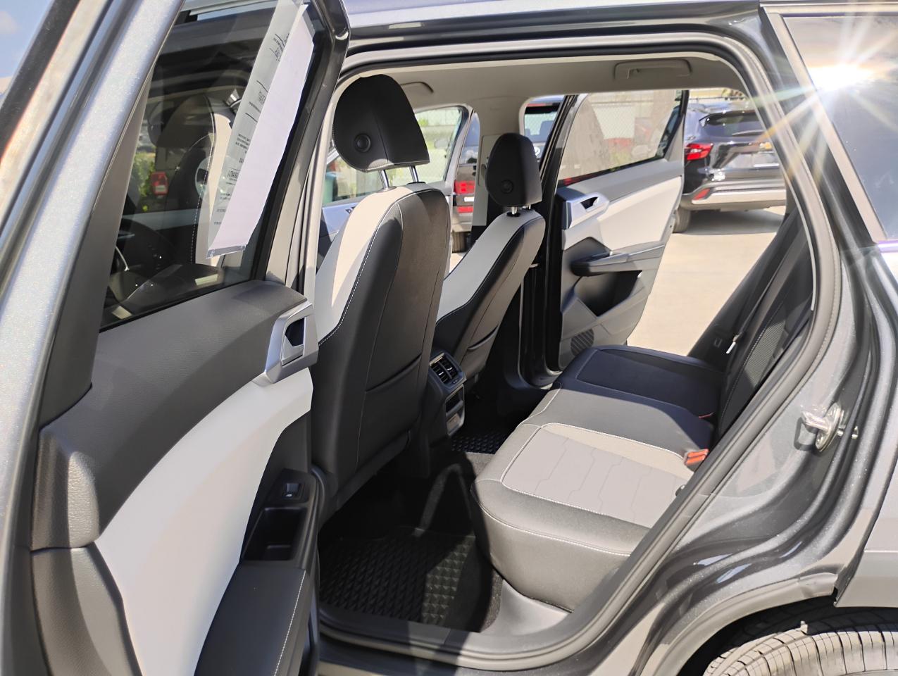 Volkswagen Taos SE 4Motion 2025