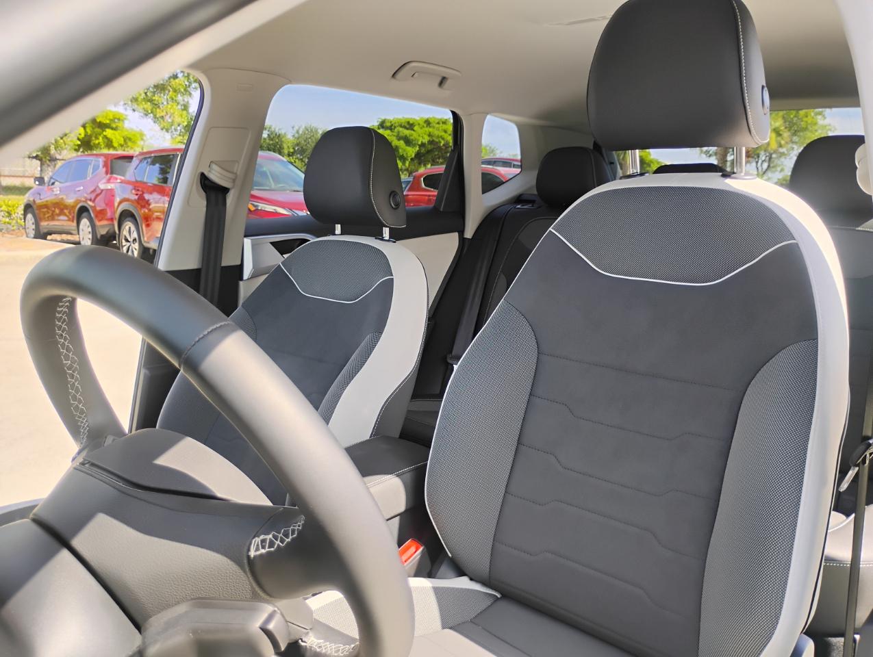 Volkswagen Taos SE 4Motion 2025