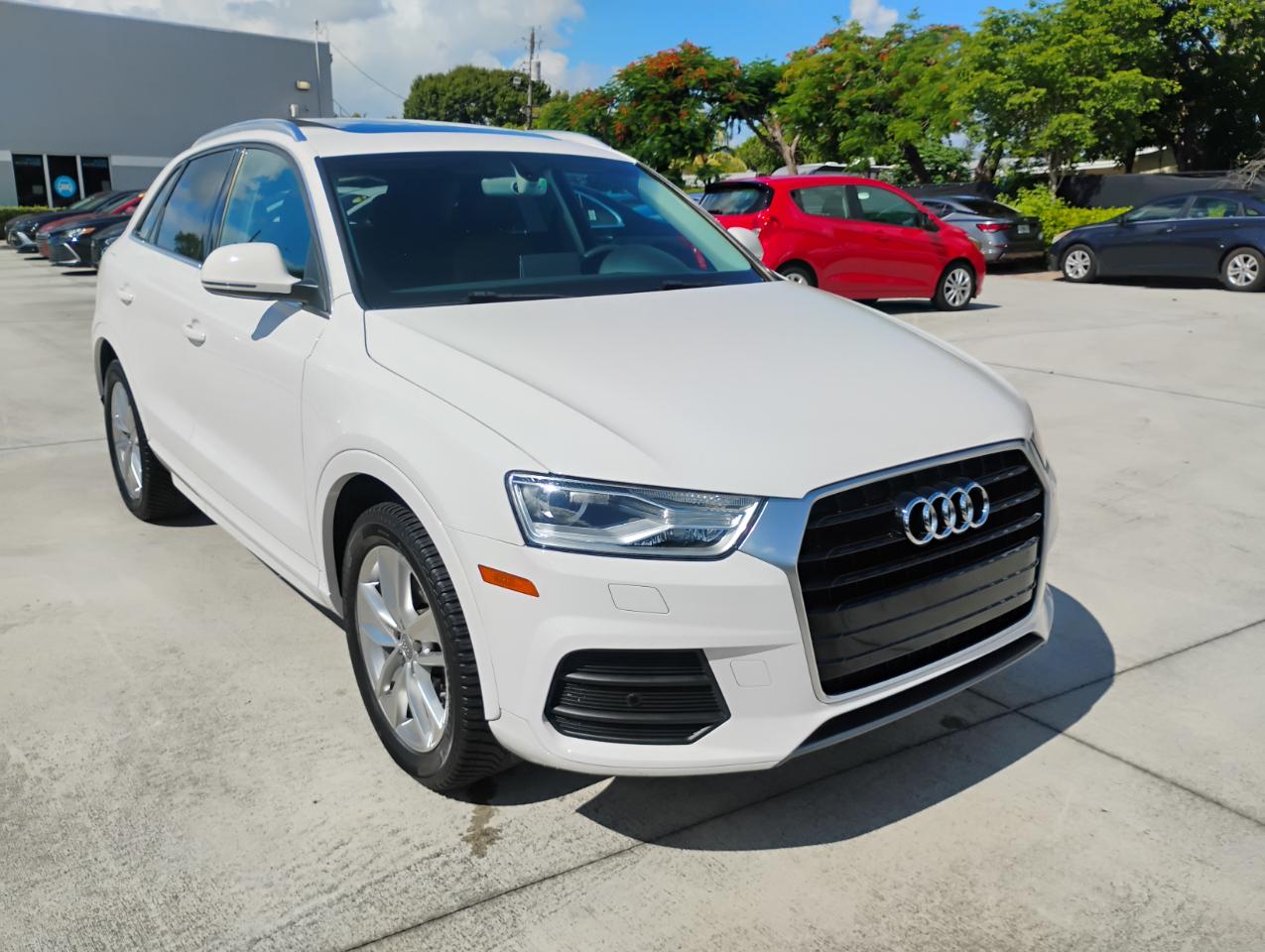 Audi Q3 Premium Plus 2016
