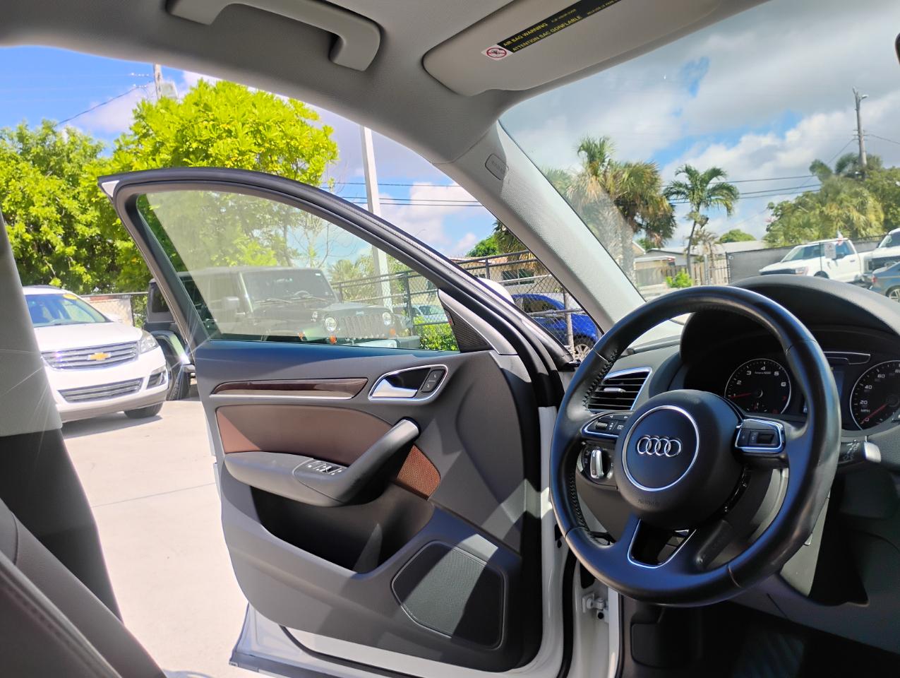 Audi Q3 Premium Plus 2016