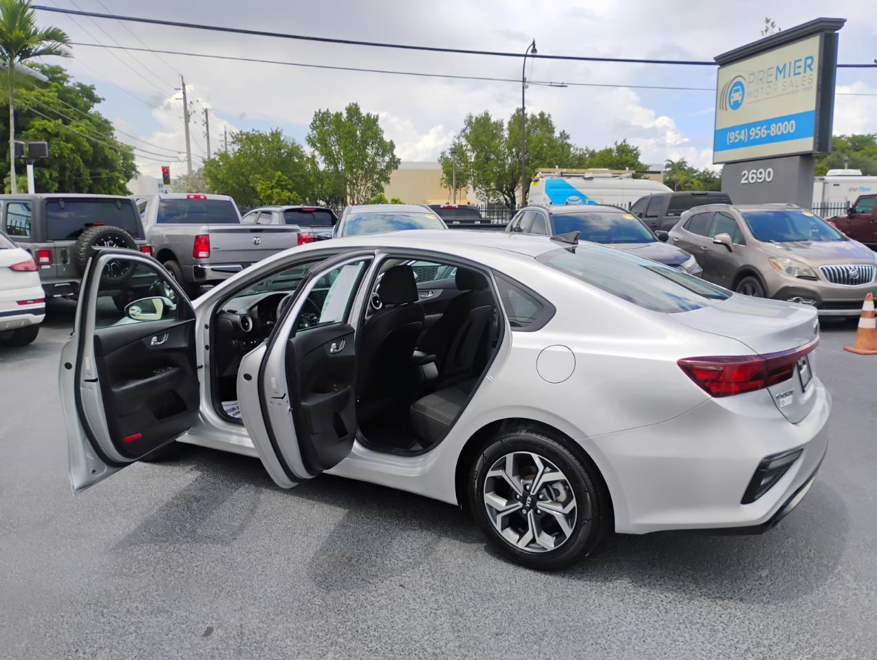 Kia Forte FE 2021