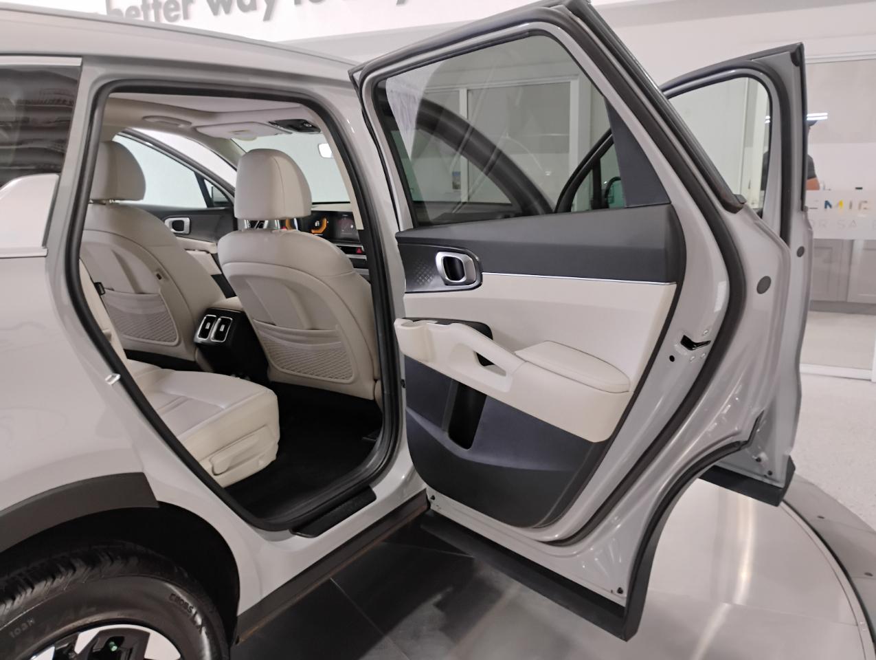 Kia Sorento S 2WD 2025