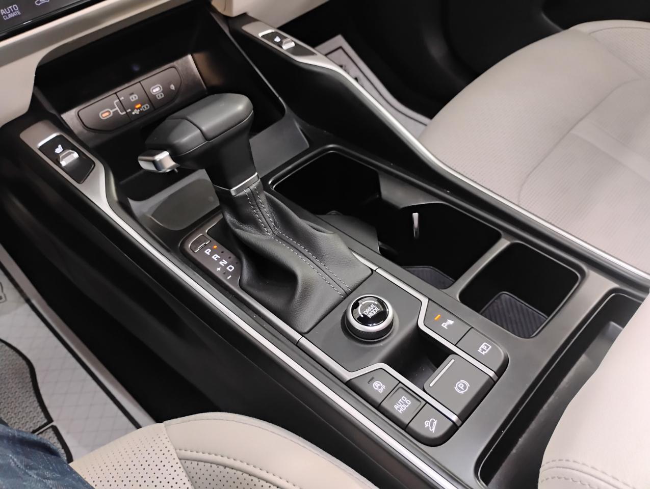 Kia Sorento S 2WD 2025