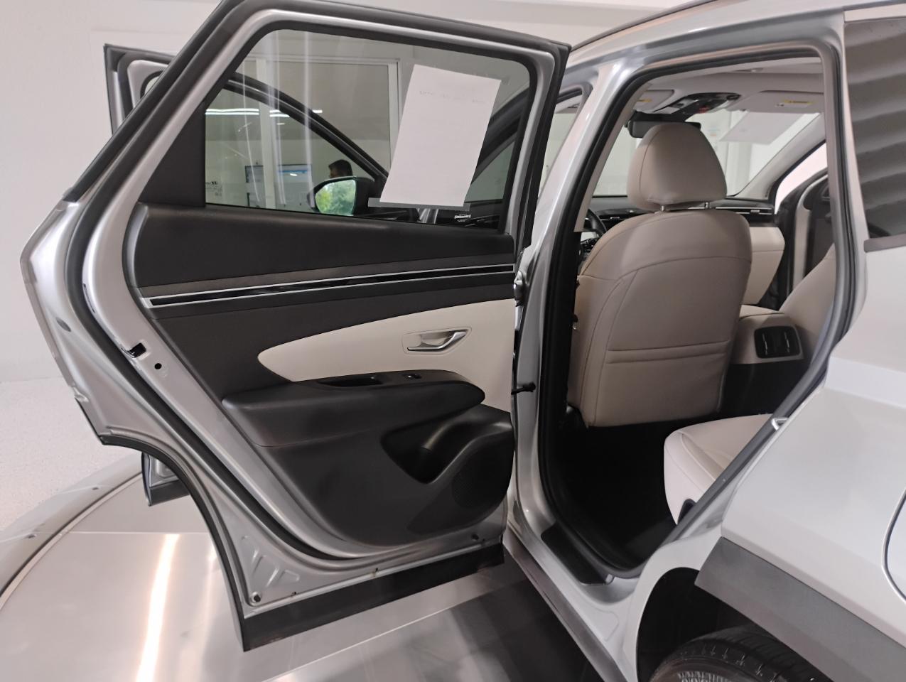 Hyundai Tucson SEL 2024