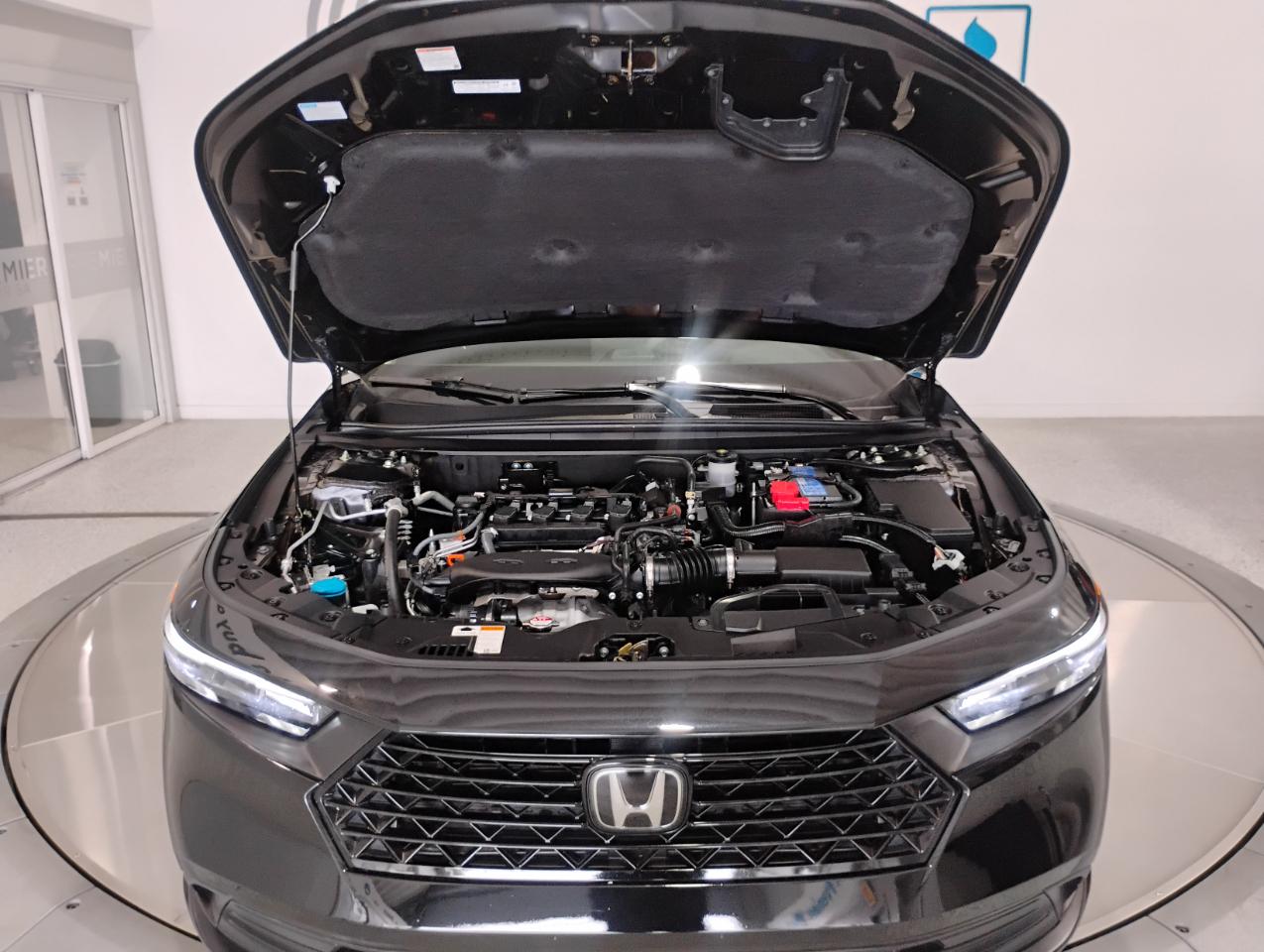 Honda Accord LX 2025