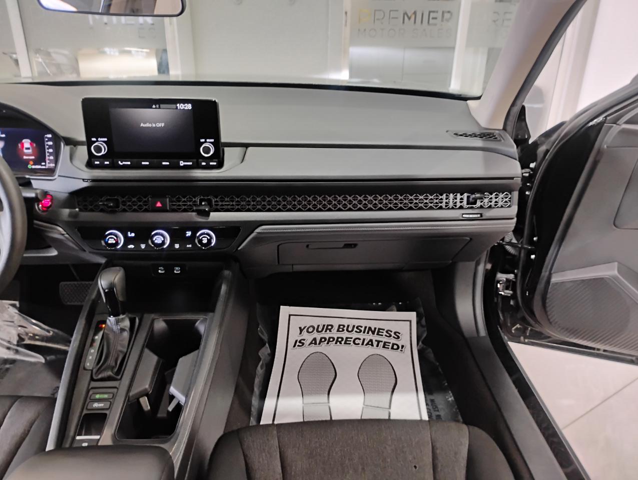 Honda Accord LX 2025
