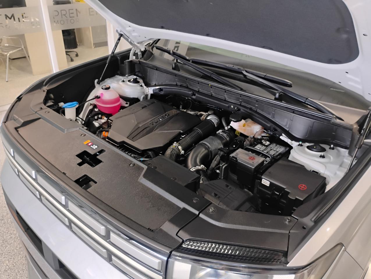 Hyundai Santa Fe SEL 2025