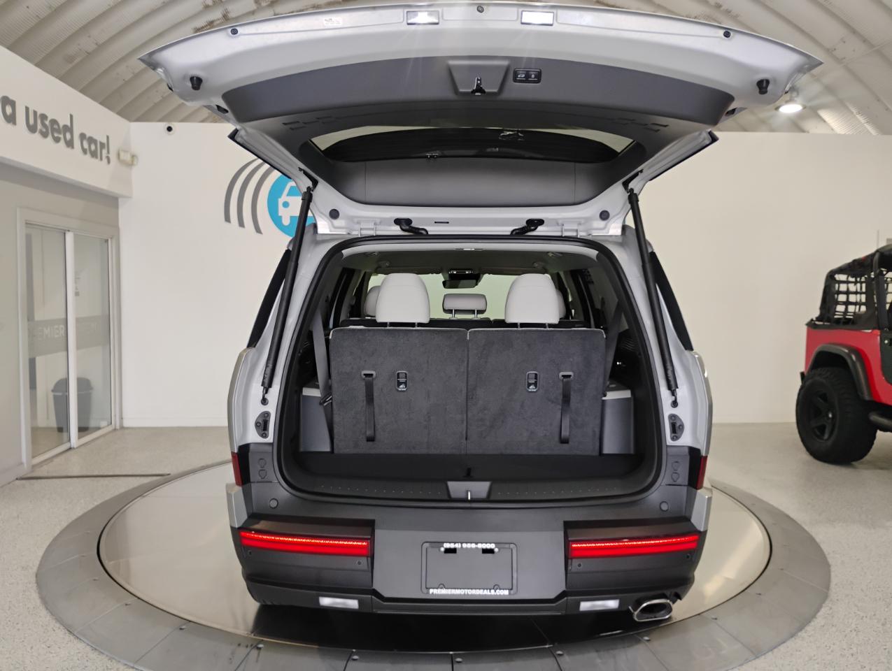 Hyundai Santa Fe SEL 2025