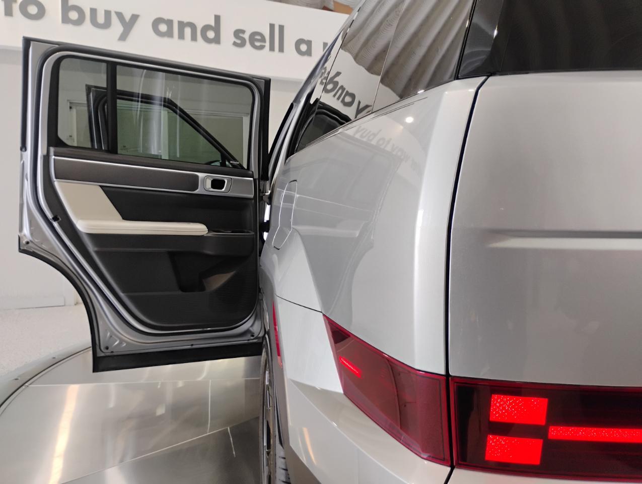 Hyundai Santa Fe SEL 2025