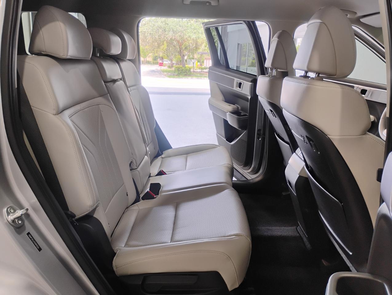 Hyundai Santa Fe SEL 2025