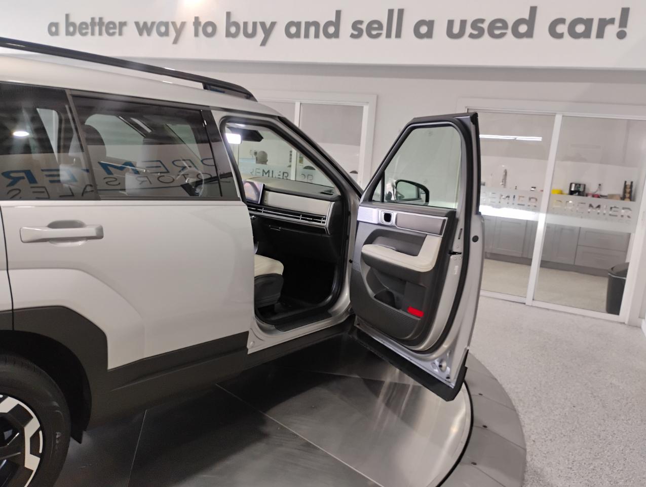 Hyundai Santa Fe SEL 2025