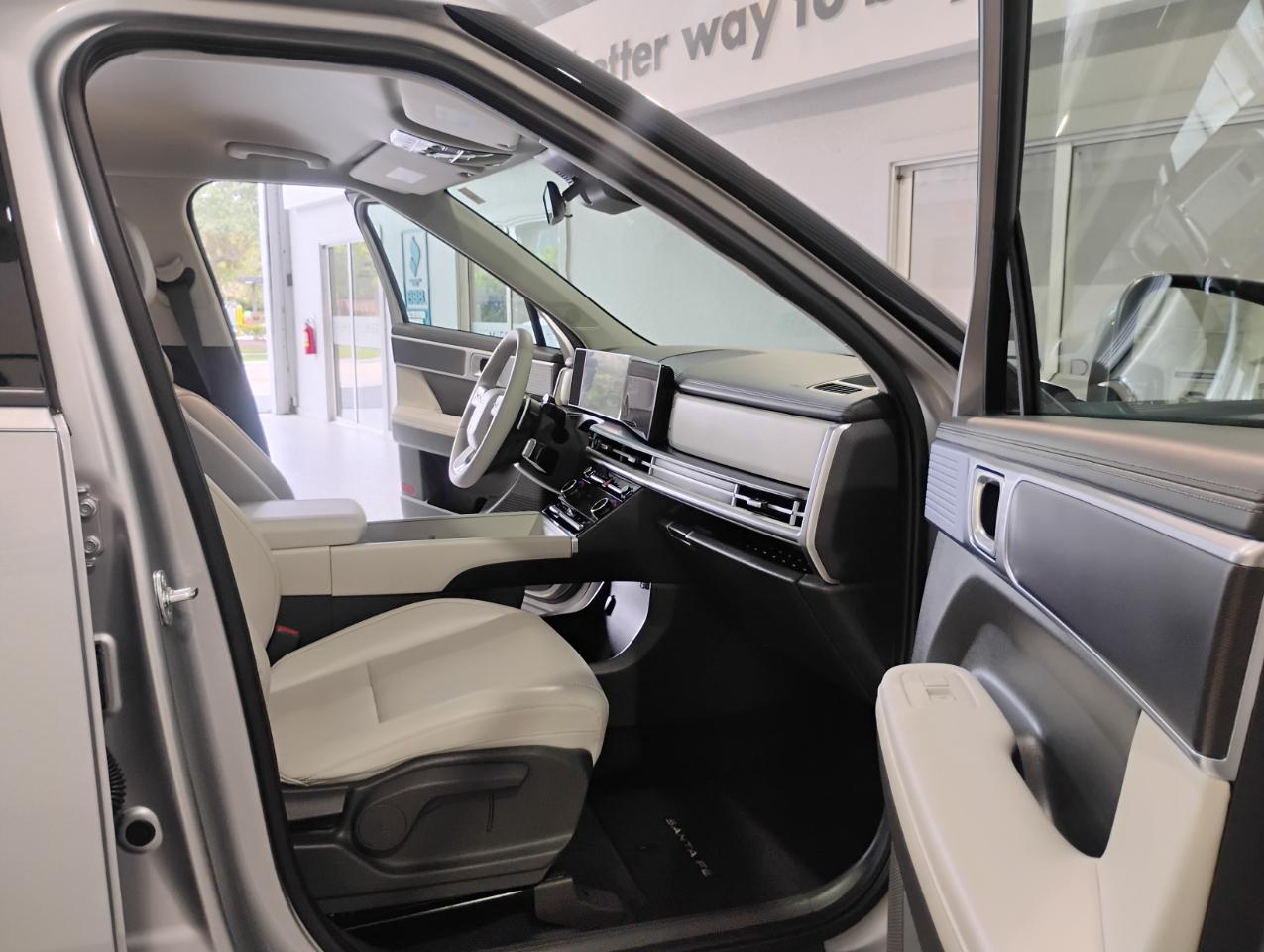 Hyundai Santa Fe SEL 2025