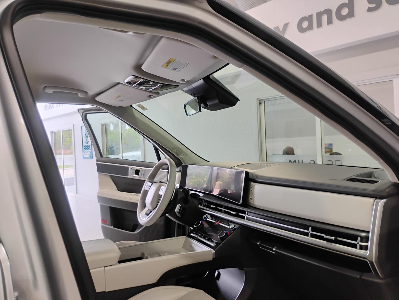 Hyundai Santa Fe SEL 2025