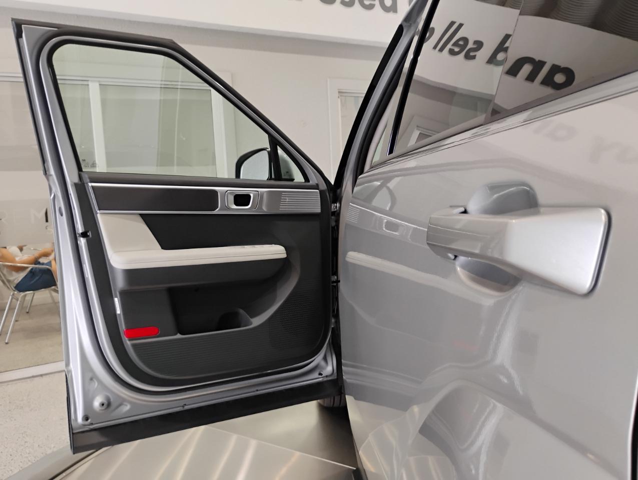 Hyundai Santa Fe SEL 2025