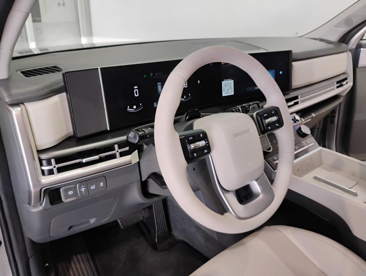 Hyundai Santa Fe SEL 2025