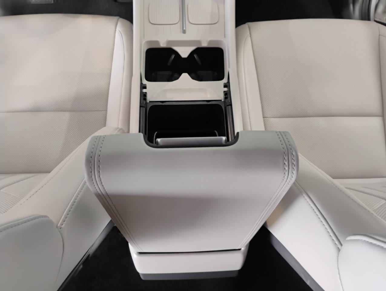 Hyundai Santa Fe SEL 2025