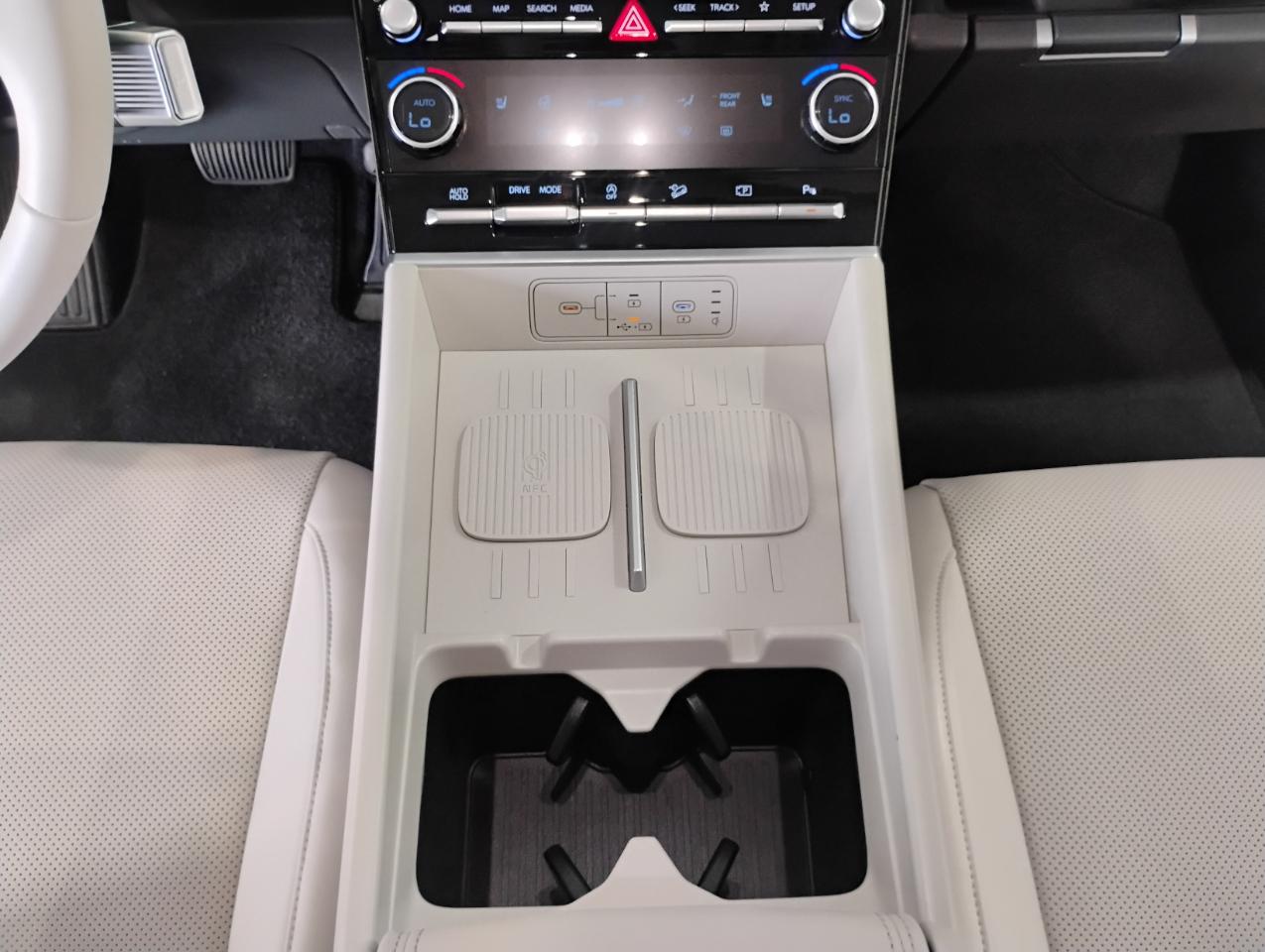 Hyundai Santa Fe SEL 2025