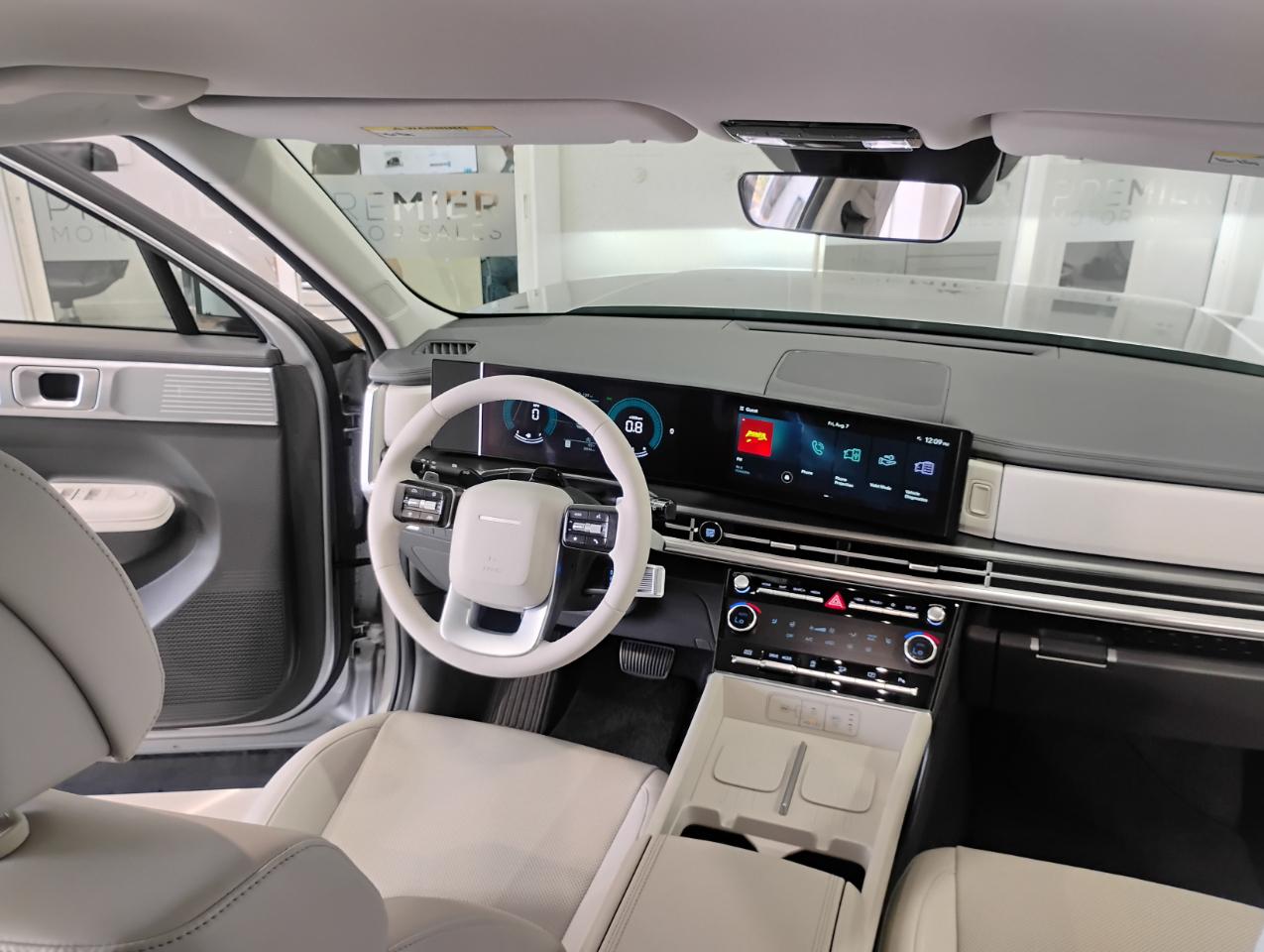 Hyundai Santa Fe SEL 2025