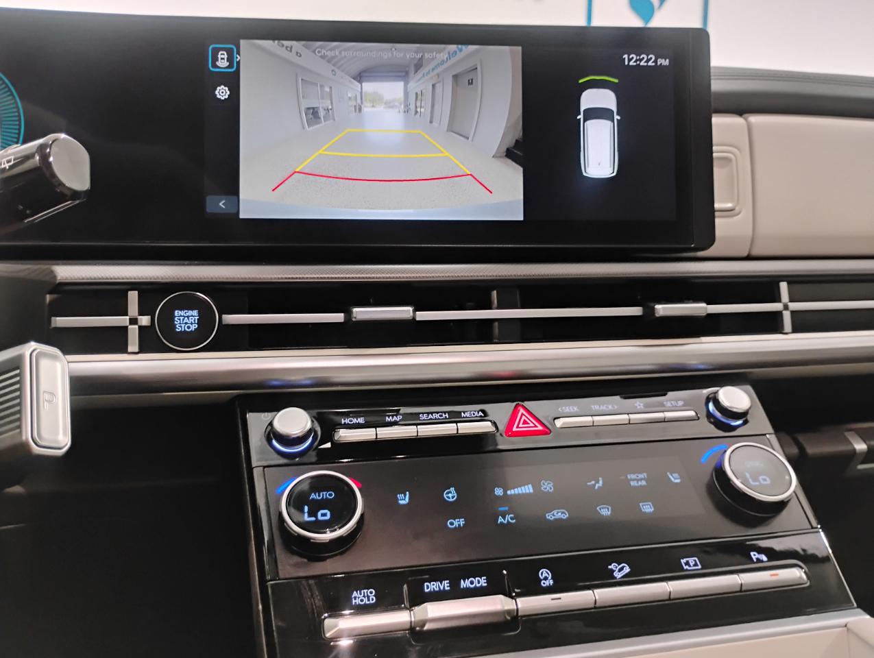 Hyundai Santa Fe SEL 2025