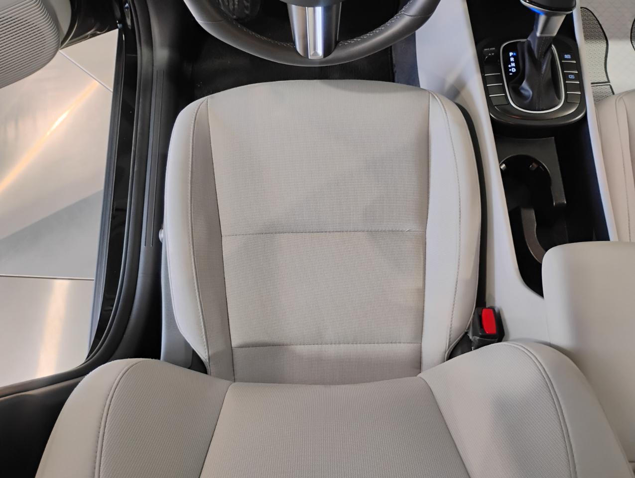 Hyundai Kona SEL 2025