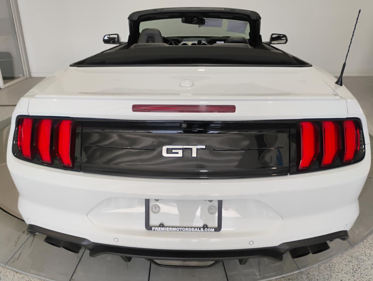 Ford Mustang GT convertible 2019