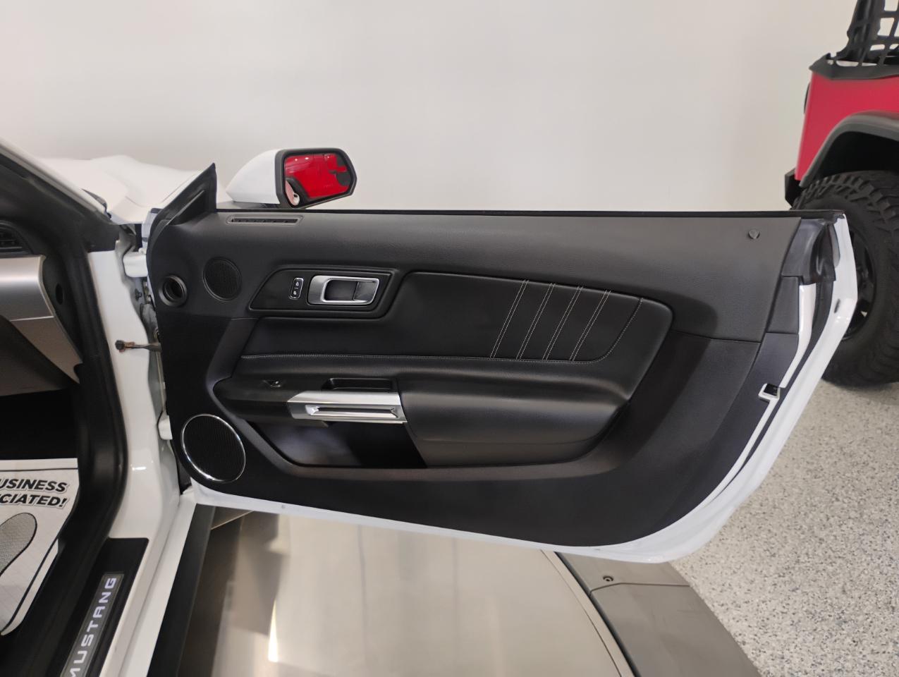 Ford Mustang GT convertible 2019