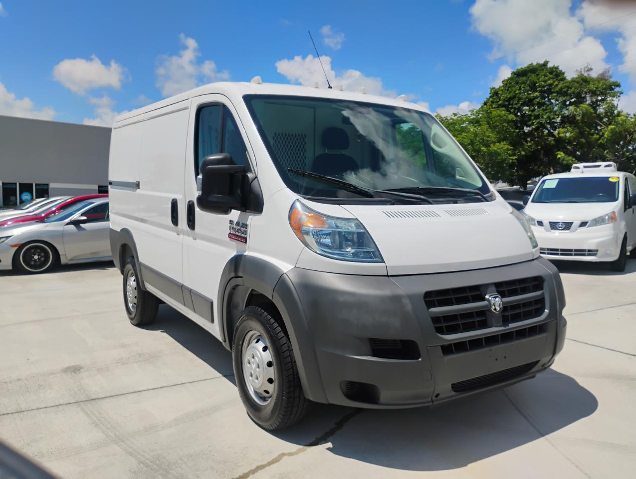 RAM Promaster 1500 Low Roof Tradesman 118-in. WB 2017