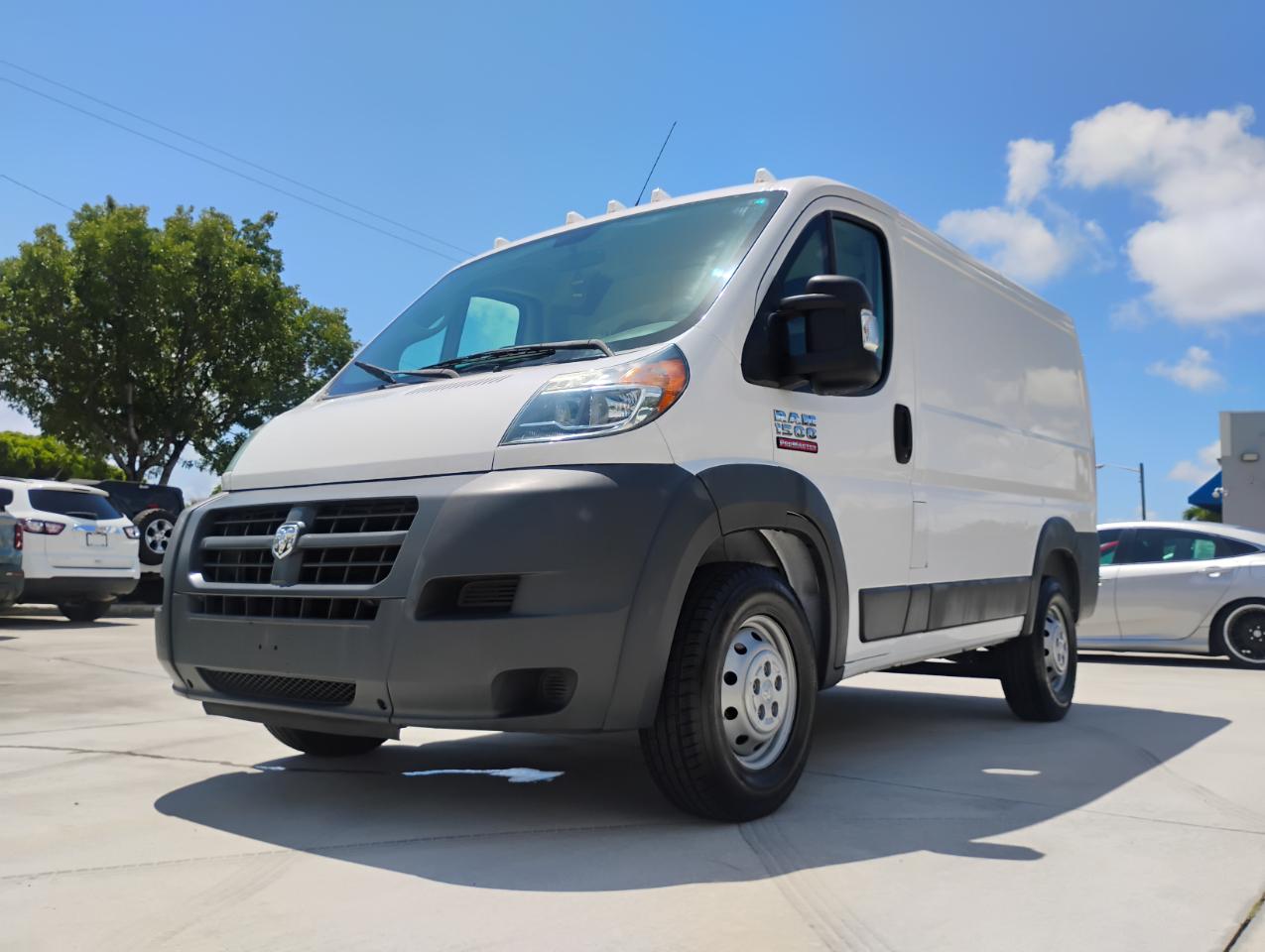 RAM Promaster 1500 Low Roof Tradesman 118-in. WB 2017