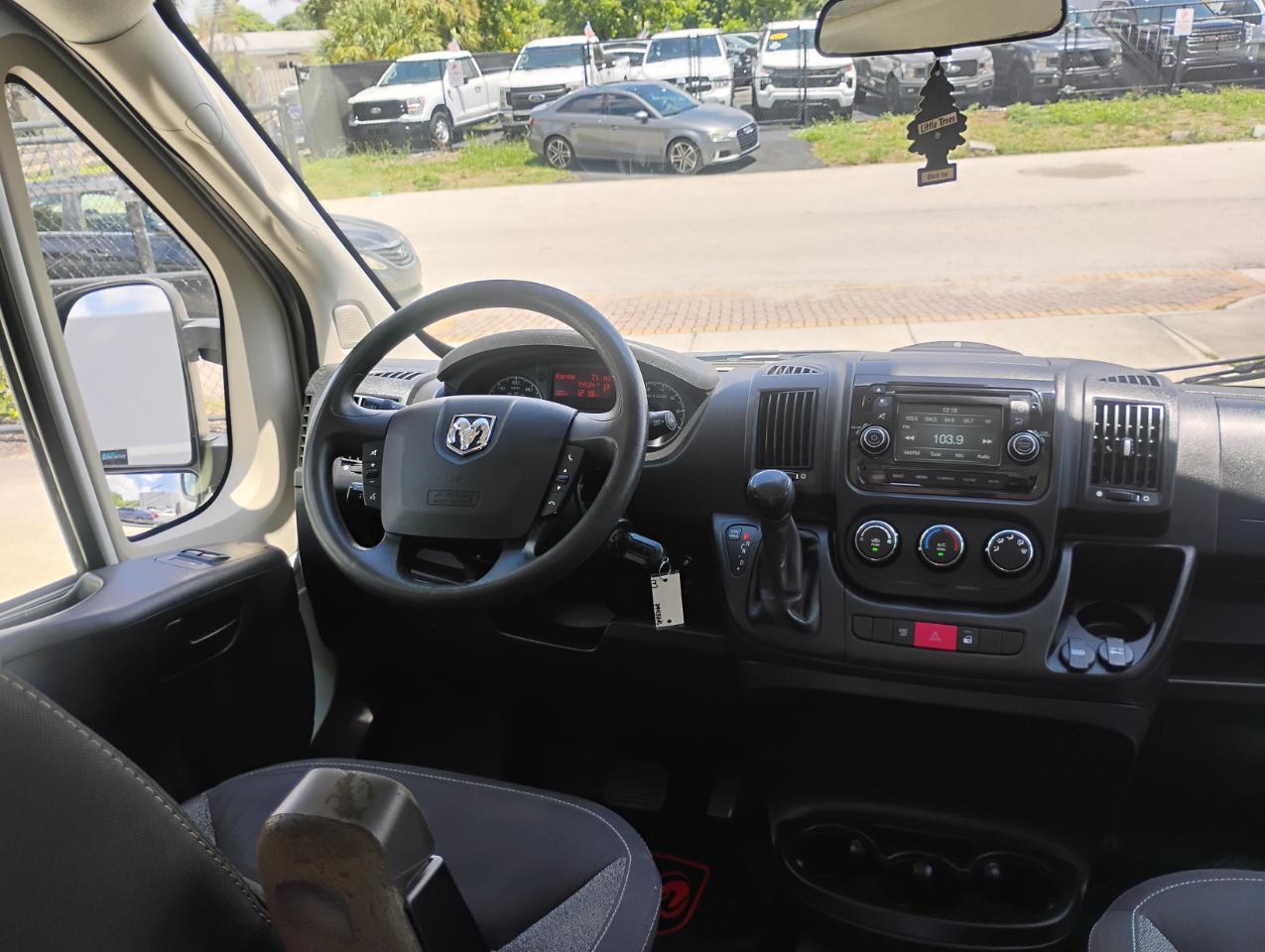 RAM Promaster 1500 Low Roof Tradesman 118-in. WB 2017