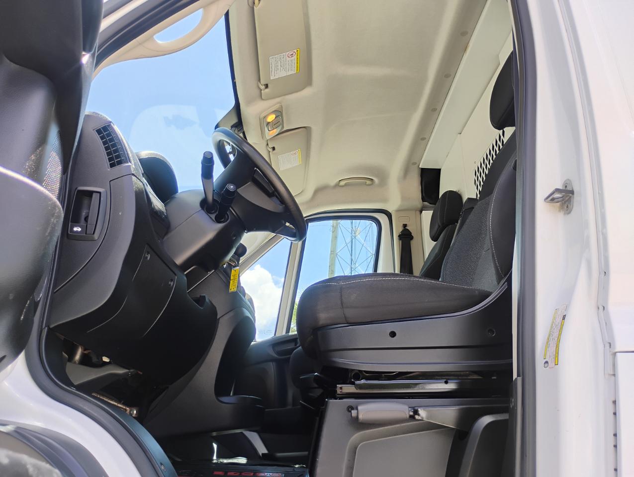 RAM Promaster 1500 Low Roof Tradesman 118-in. WB 2017
