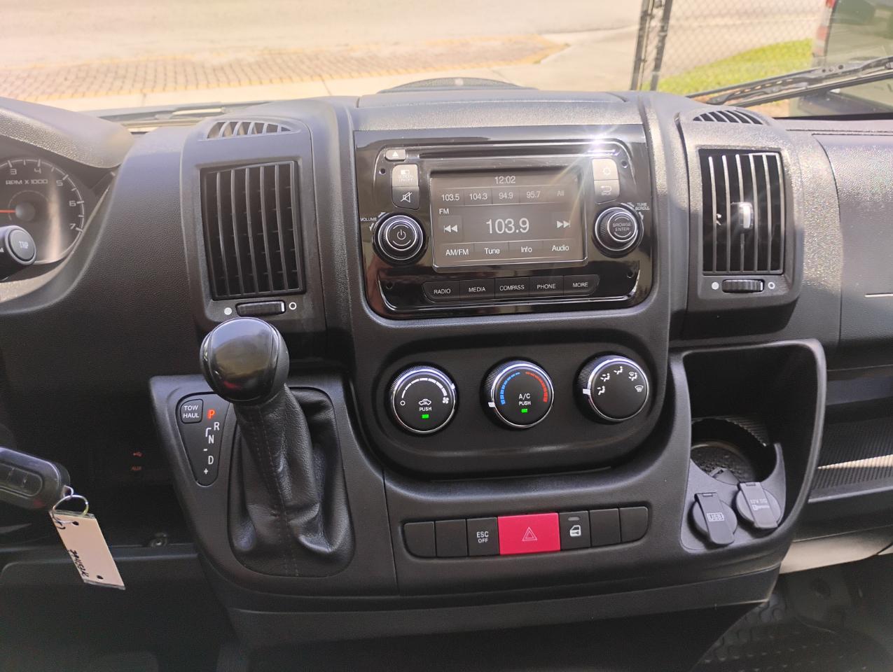 RAM Promaster 1500 Low Roof Tradesman 118-in. WB 2017