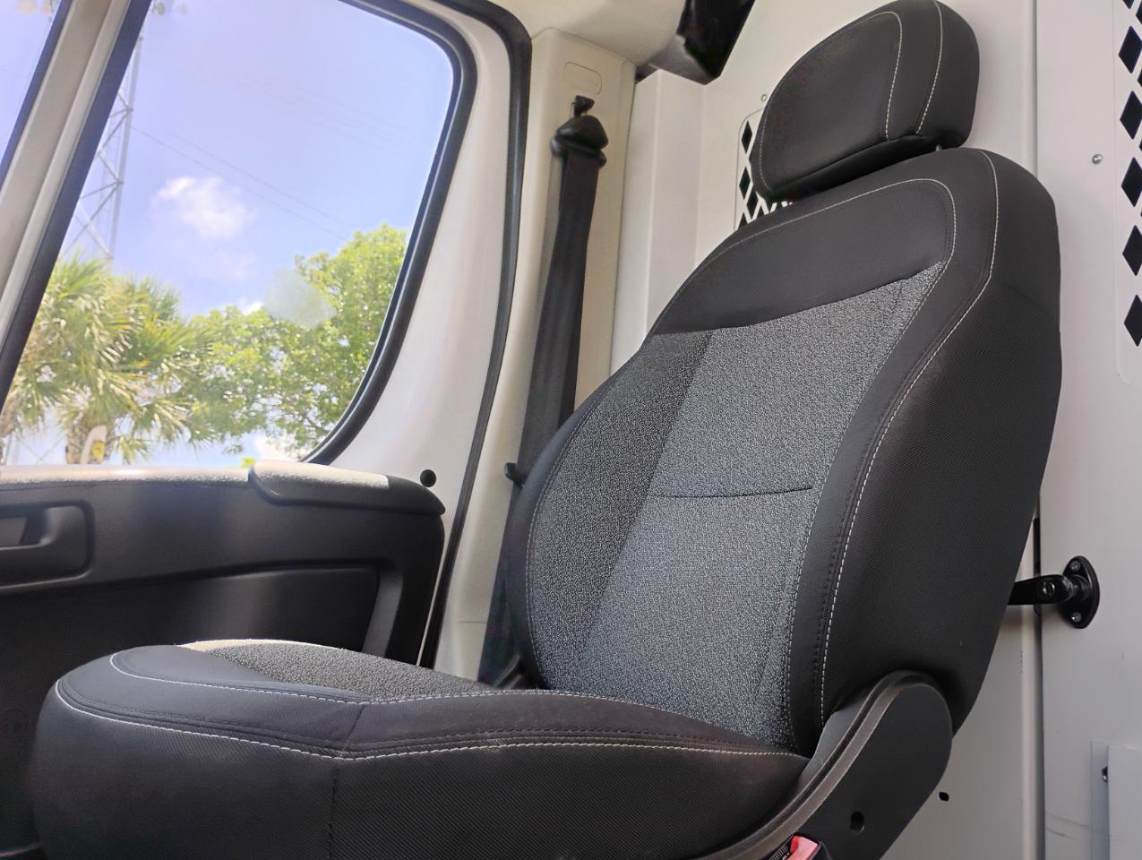 RAM Promaster 1500 Low Roof Tradesman 118-in. WB 2017