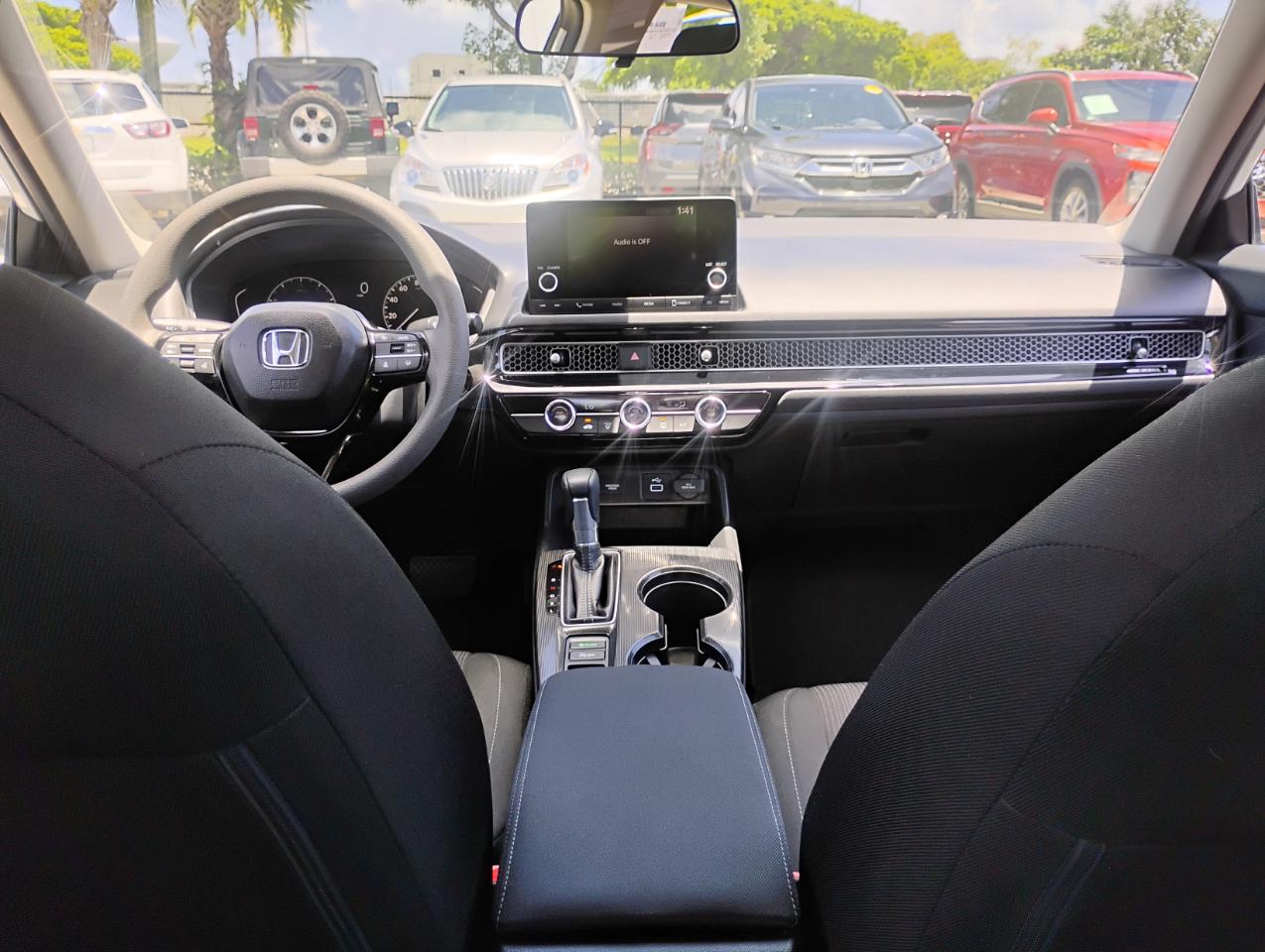 Honda Civic LX Sedan CVT 2024