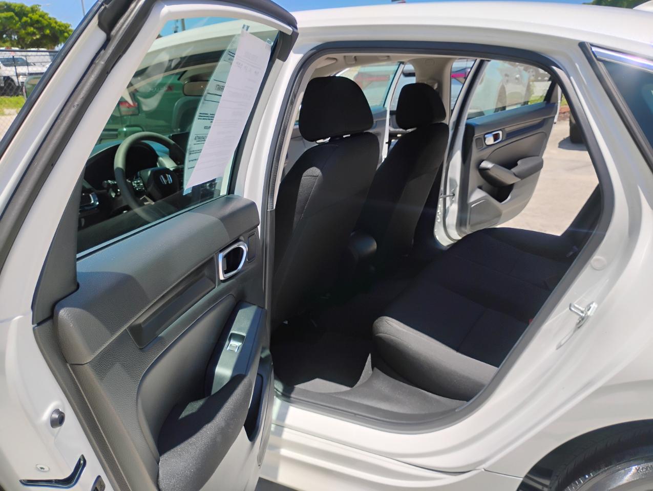 Honda Civic LX Sedan CVT 2024