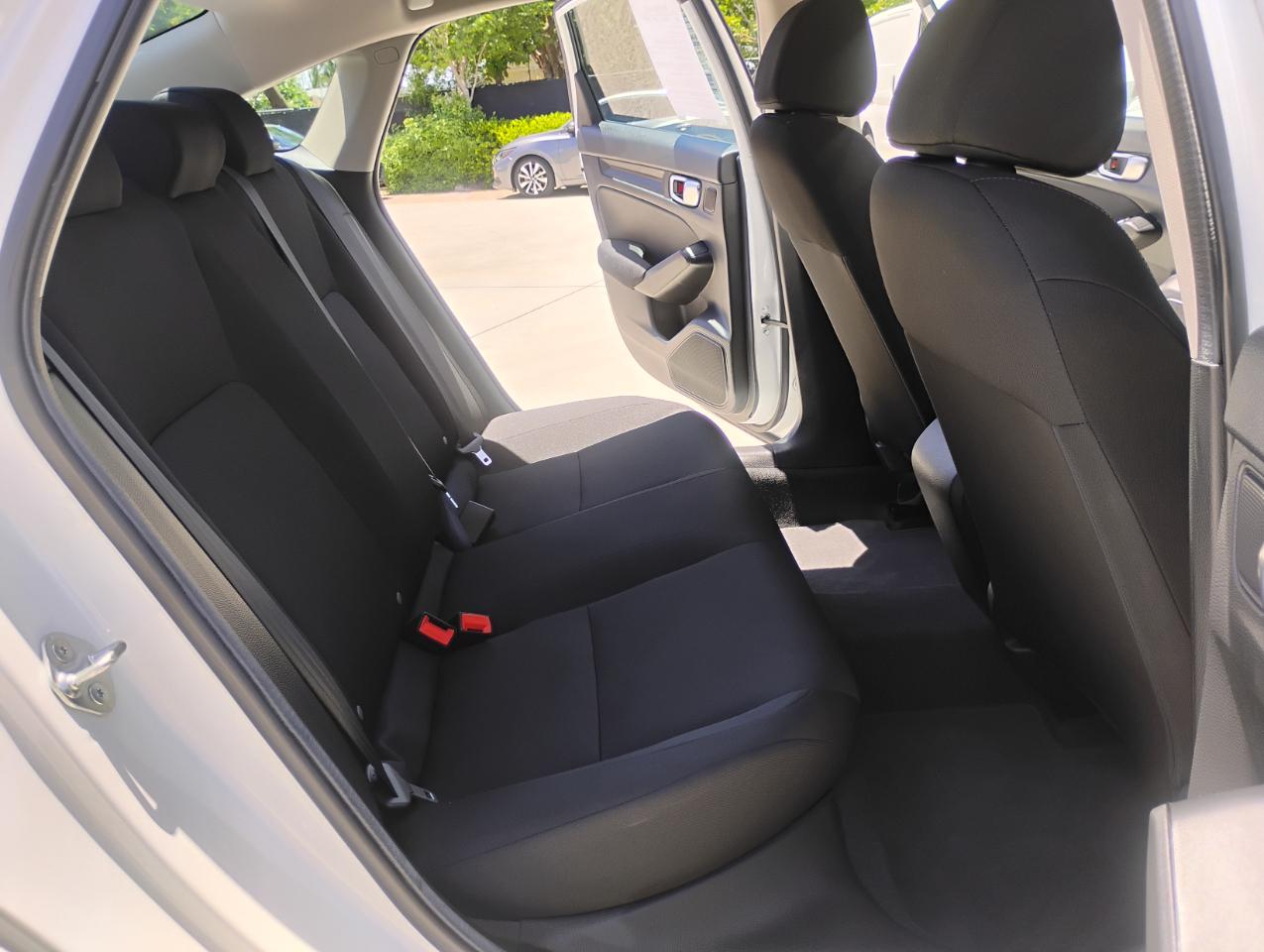 Honda Civic LX Sedan CVT 2024