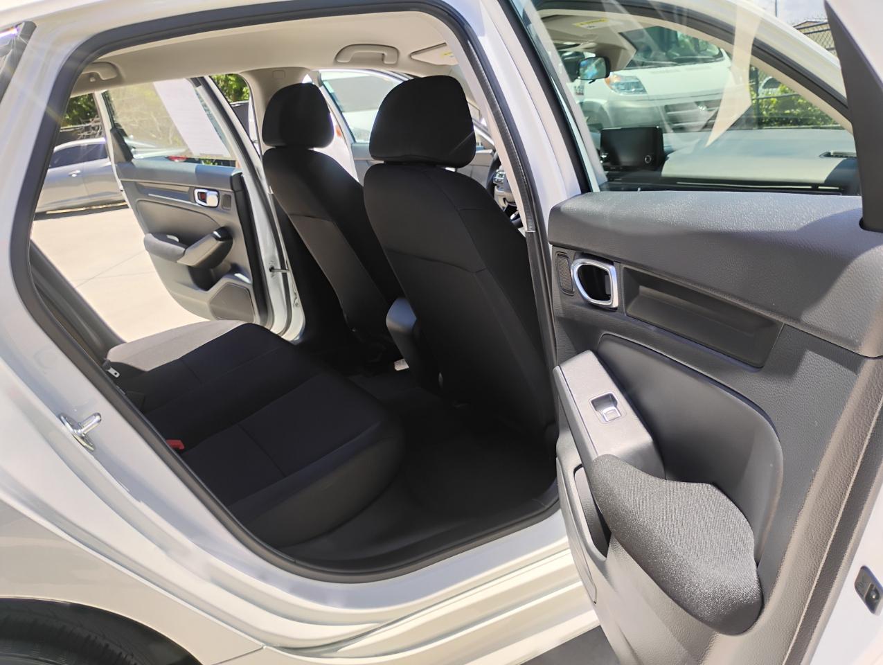 Honda Civic LX Sedan CVT 2024