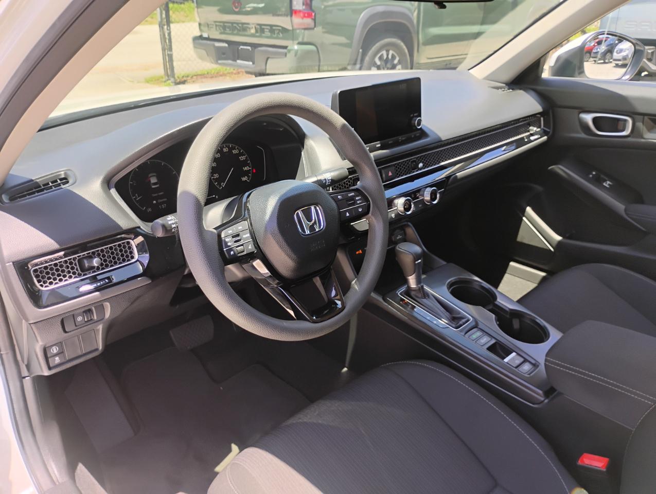 Honda Civic LX Sedan CVT 2024