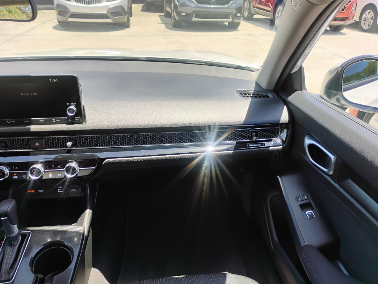 Honda Civic LX Sedan CVT 2024