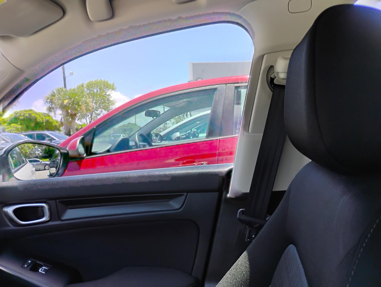 Honda Civic LX Sedan CVT 2024