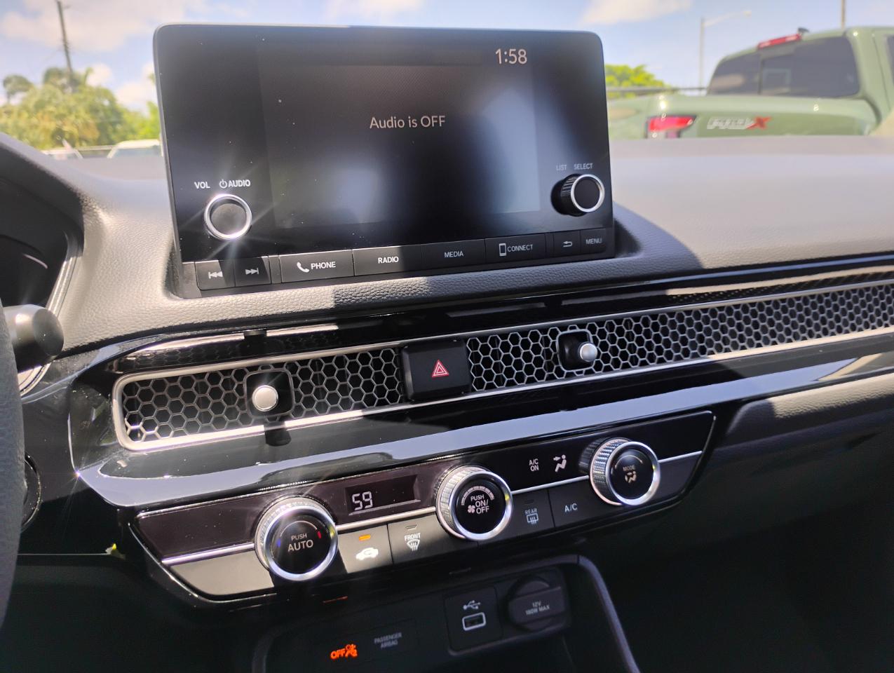 Honda Civic LX Sedan CVT 2024