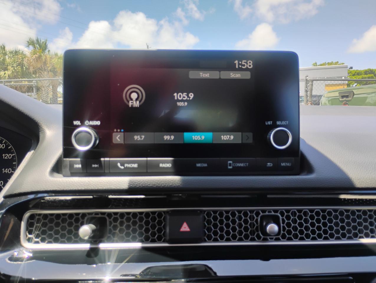 Honda Civic LX Sedan CVT 2024