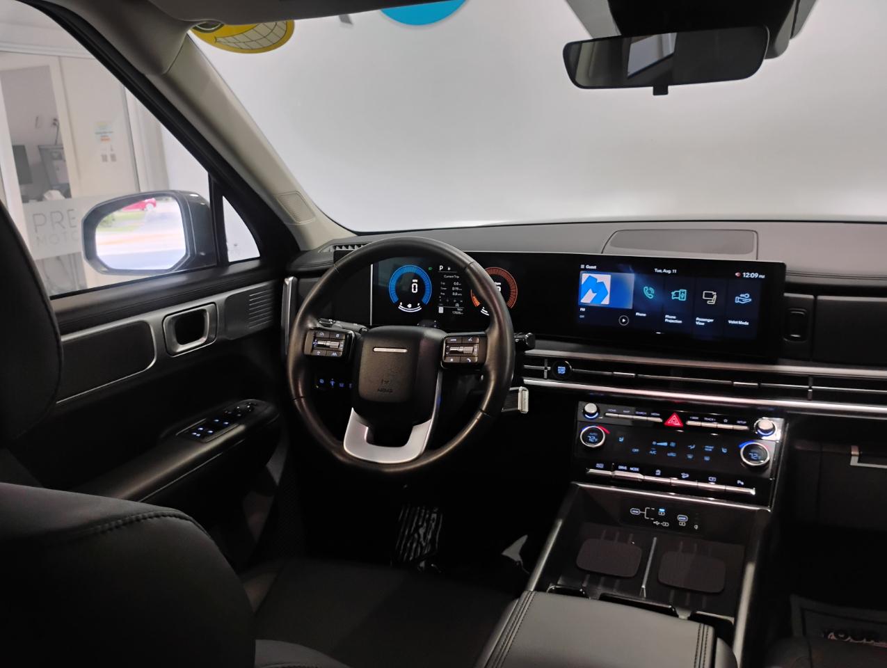 Hyundai Santa Fe SEL 2025